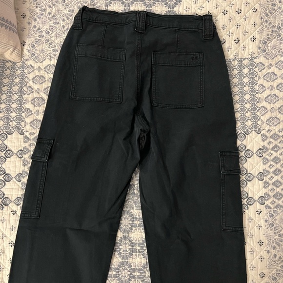 AE women’s utility pants. NWOT. Size 4 - Picture 3 of 5